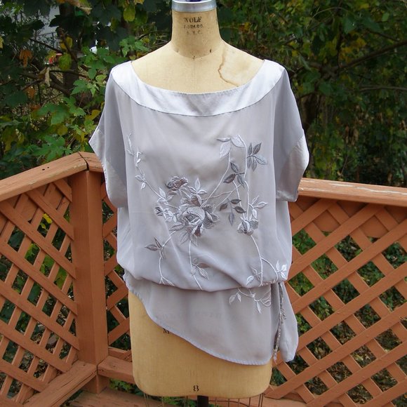 NEW size 8 Gorgeous Embroidered Tunic top by H&M - Picture 8 of 12